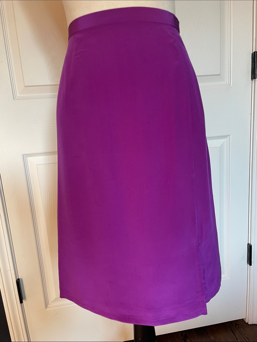 NWOT Silk Diane Gilman Straight Midi Skirt Side Slit Size Medium